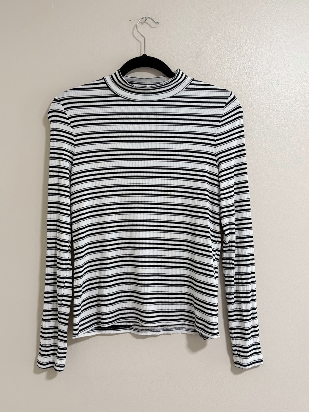 Banana Republic Ribbed Mock Neck Striped Sweater Size Medium